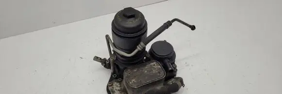 Audi Q5 SQ5 Oil filter mounting bracket