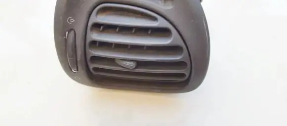 Citroen Xsara Picasso Dashboard side air vent grill/cover trim 9631280077