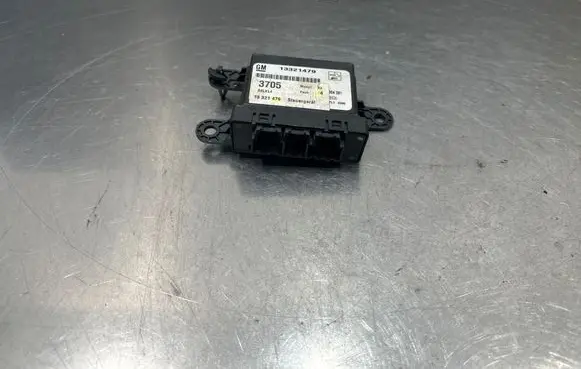 Opel Insignia A Parking PDC control unit/module 13321479 3705 04LXL4