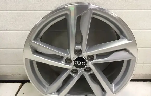 Audi A1 R17 alloy rim 