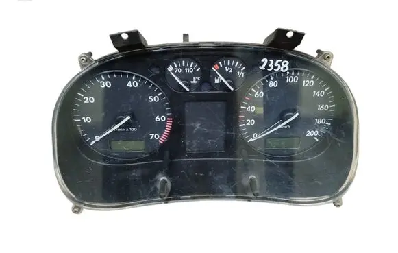 Volkswagen Polo Speedometer (instrument cluster) 6N0919860R