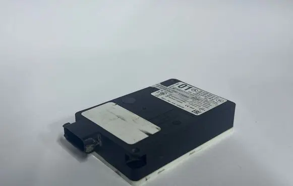 Mercedes-Benz E W212 Blind spot module A0009056103 A0009018802
