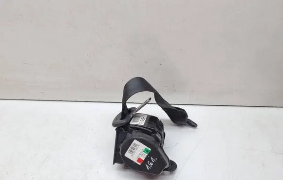 BMW 1 F20 F21 Rear seatbelt 6191851
