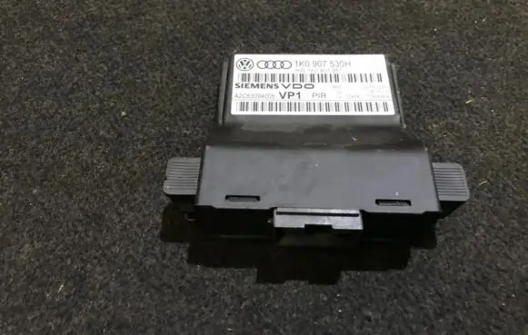 Volkswagen Golf V Other control units/modules 1k0907530h 1k0907951