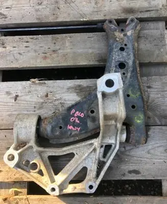 Volkswagen Polo IV 9N3 Front lower control arm/wishbone 6Q0199293D