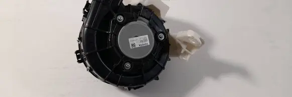 Toyota Yaris XP210 Heater fan/blower G9230K0021