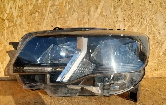 Peugeot Rifter Headlight/headlamp 90172802 3475069