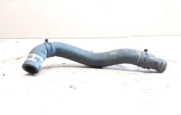 Audi A6 S6 C6 4F Engine coolant pipe/hose 059121073B