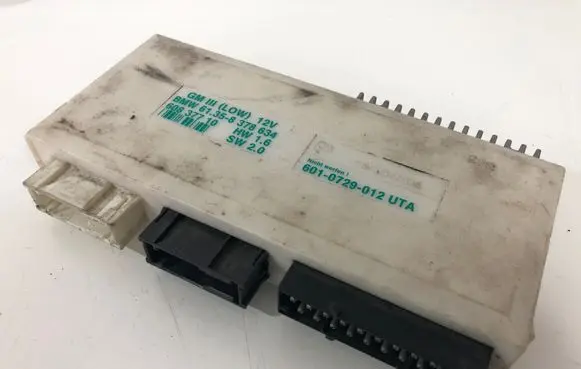 BMW 5 E39 Comfort/convenience module 61358378634 8378634