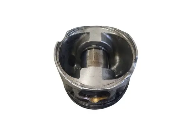 Renault Trafic II (X83) Piston 0000