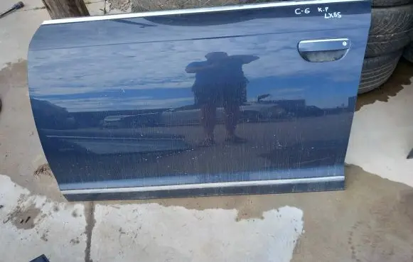 Audi A6 S6 C6 4F Front door
