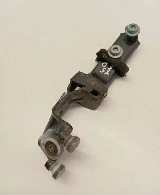 Volkswagen Transporter - Caravelle T5 Sliding door middle roller runner 7H0843336C