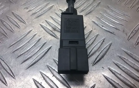Clutch pedal sensor
