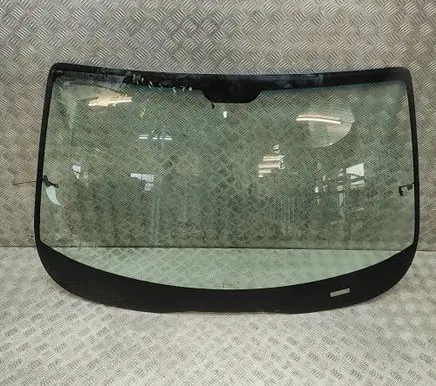 Aston Martin DB9 Front windscreen/windshield window 4G43F03102A