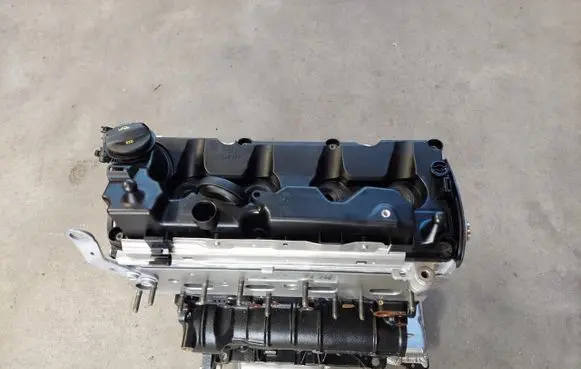 Volkswagen Golf VII Engine head 03N023A