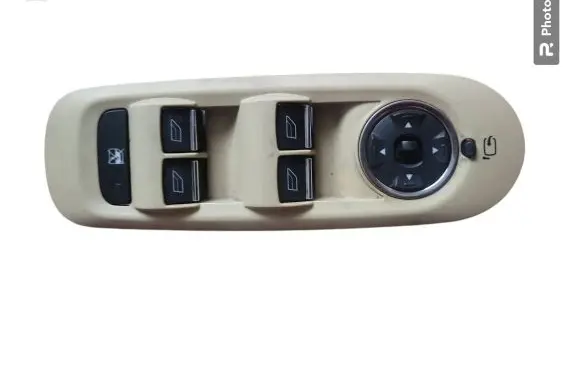 Ford Mondeo MK IV Electric window control switch 7S7T14A132BC
