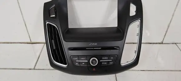 Ford Focus Dash center air vent grill F1EB18835
