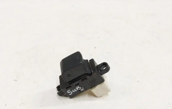 Subaru Forester SH Electric window control switch 11067