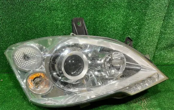 Mercedes-Benz Vito Viano W639 Headlight/headlamp A6398202961