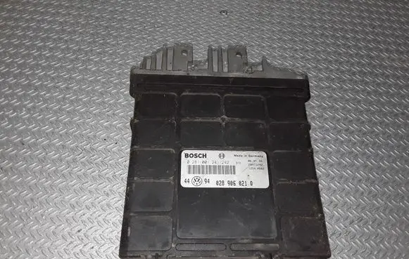 Volkswagen Golf III Engine control unit/module 0281001241 028906021Q
