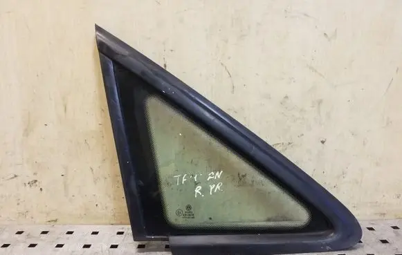 Volkswagen Touran I Front triangle window/glass 43R00048