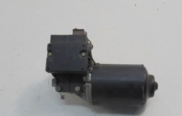 Front wiper linkage and motor