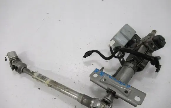 Steering wheel axle set