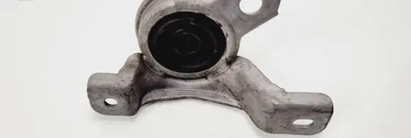 Volvo V70 Engine mount bracket 6G926F012DD 30671245