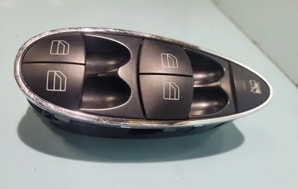Mercedes-Benz E W211 Electric window control switch A2118213679