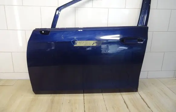 Volkswagen Golf VIII Front door 5H4
