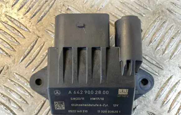 KIA Sportage Glow plug pre-heat relay A6429002800 11320038201 0522140210