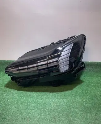 Volvo EX90 Headlight/headlamp 32450062
