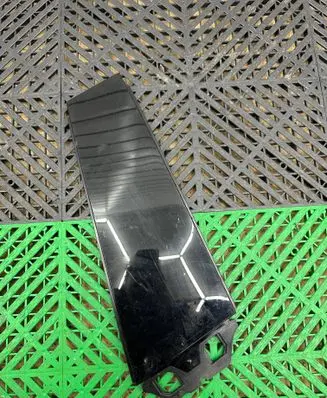 BMW i4 (B) pillar trim (top) 7483005