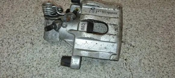 Ford Kuga II Rear brake caliper 