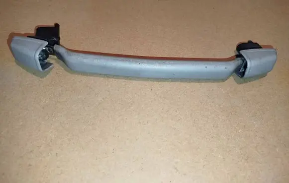 Toyota Avensis T220 Front interior roof grab handle 