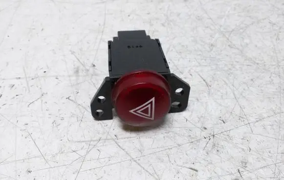 Mitsubishi Colt Hazard light switch
