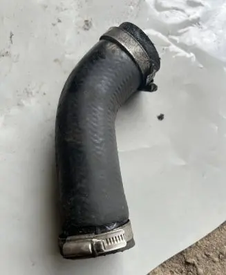 Peugeot 4007 Intercooler hose/pipe