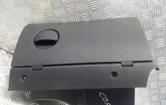 Opel Corsa C Glove box 09114403