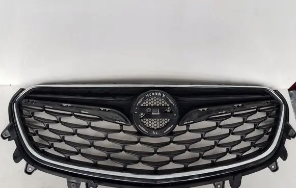 Opel Mokka X Front bumper upper radiator grill 475498858