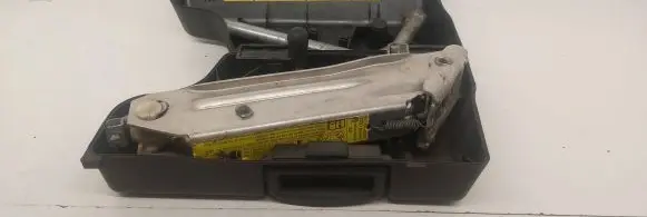 Audi A6 S6 C5 4B Tool box 4B9010149F