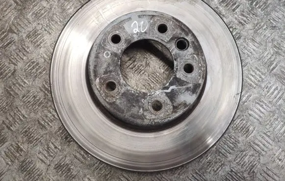 Volkswagen Touareg II Front brake disc