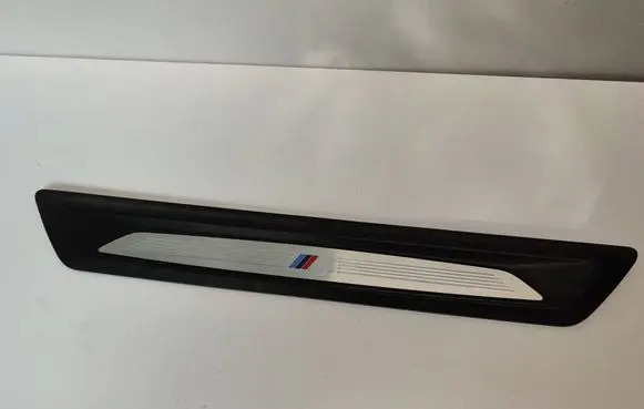 BMW 1 F20 F21 Front sill trim cover 8051037 51478051037