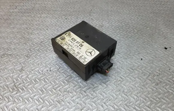 Mercedes-Benz C W203 Alarm control unit/module A2118209126