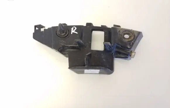 Volkswagen Jetta VI Fender mounting bracket 506807184