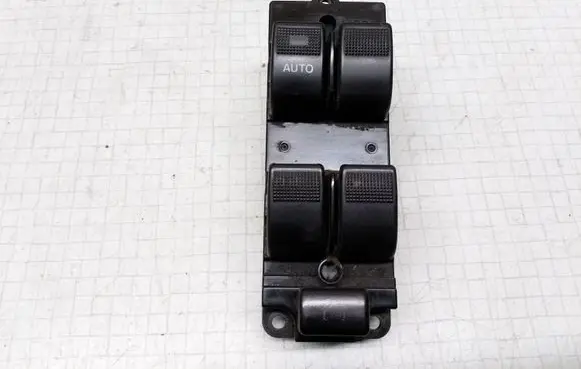 Mazda 626 Electric window control switch 1763J76