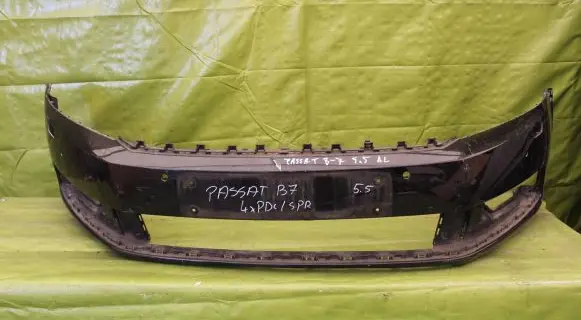 Volkswagen PASSAT B7 Front bumper