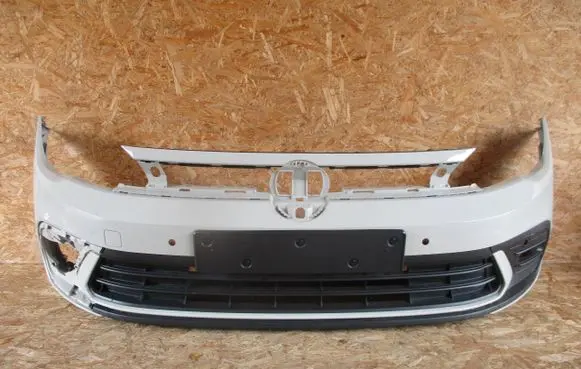 Volkswagen Polo VI Front bumper 2G0807221K