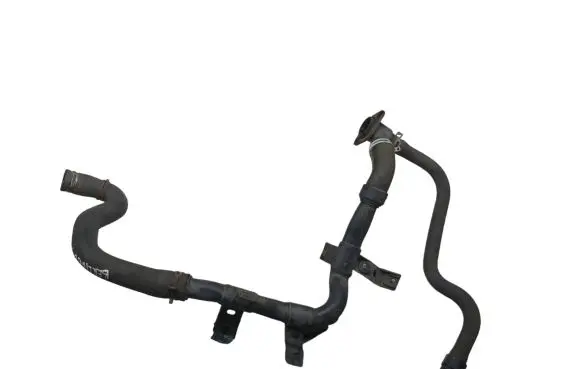 Engine coolant pipe/hose