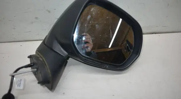Citroen C3 Picasso Front door electric wing mirror 