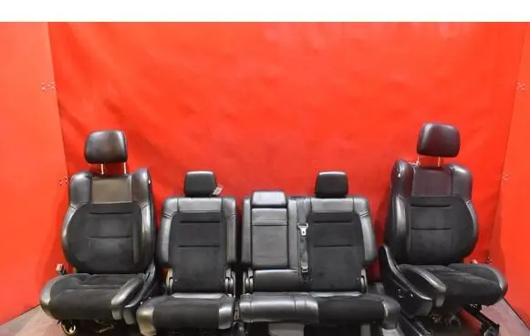 Jeep Grand Cherokee Seat set 